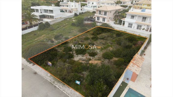 Image No.5-3 Bed Property for sale