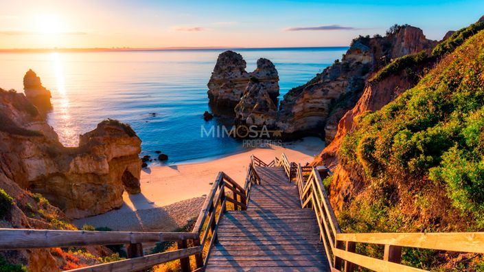 Image No.7-3 Bed Property for sale