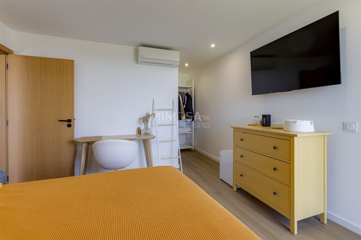 Image No.7-4 Bed House for sale