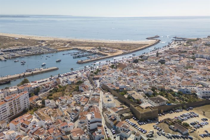 Image No.16-1 Bed Property for sale