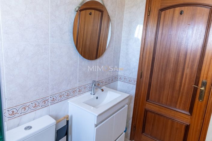 Image No.22-2 Bed Flat for sale