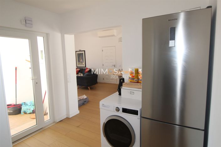 Image No.16-3 Bed Property for sale