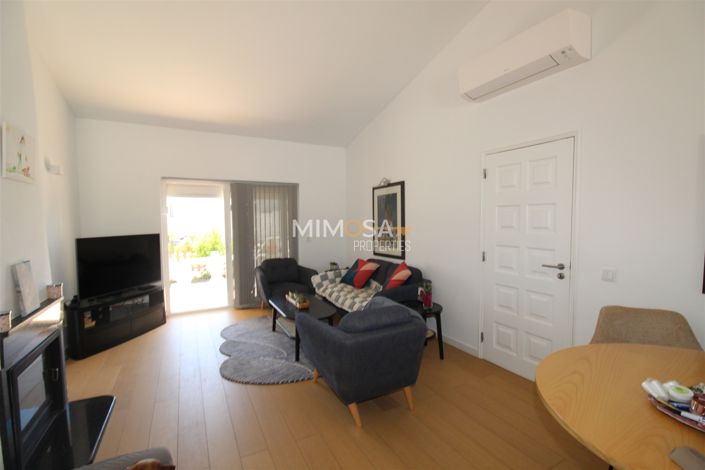 Image No.20-3 Bed Property for sale