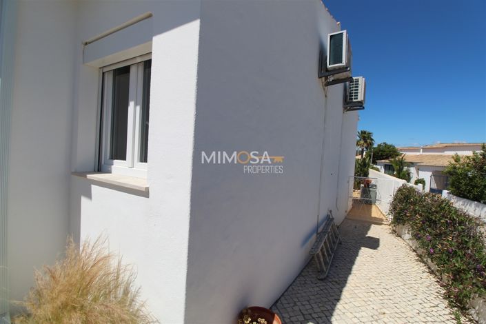 Image No.7-3 Bed Property for sale