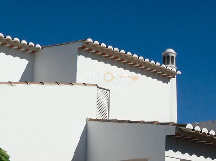 Image No.16-6 Bed House for sale