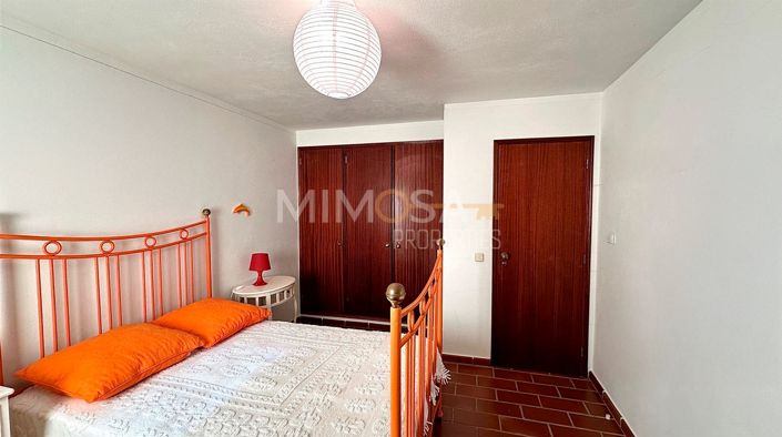 Image No.6-6 Bed House for sale