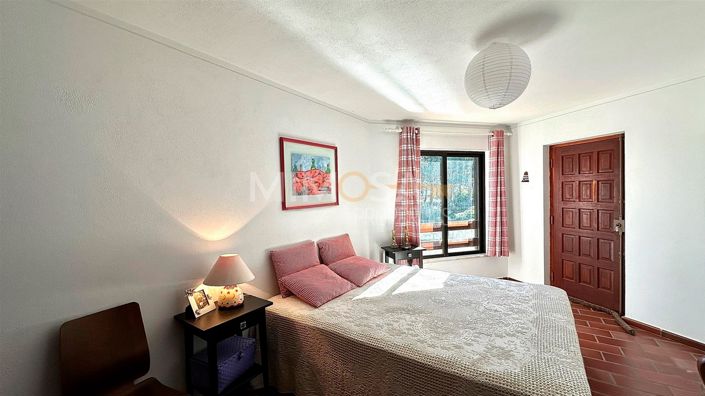 Image No.7-6 Bed House for sale