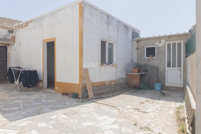 Image No.23-4 Bed House for sale