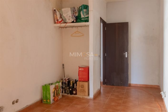 Image No.7-4 Bed House for sale