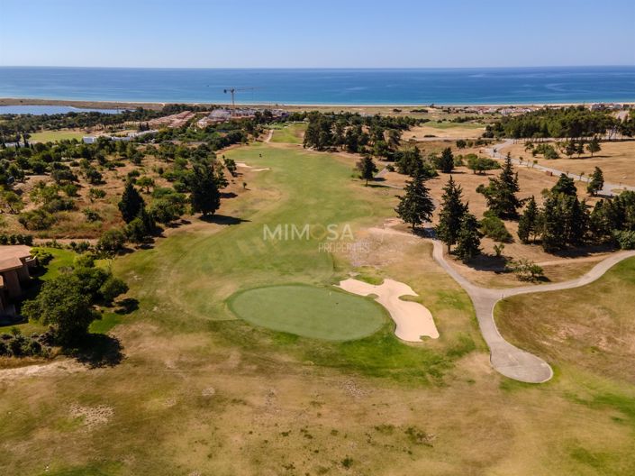 Image No.21-4 Bed Property for sale