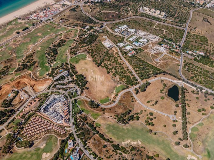 Image No.5-4 Bed Property for sale