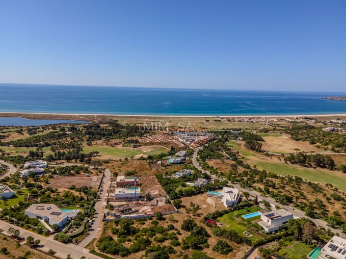 Image No.16-4 Bed House for sale