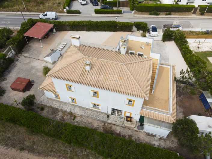 Image No.6-4 Bed House for sale