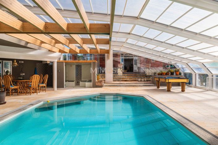 Image No.3-5 Bed House for sale