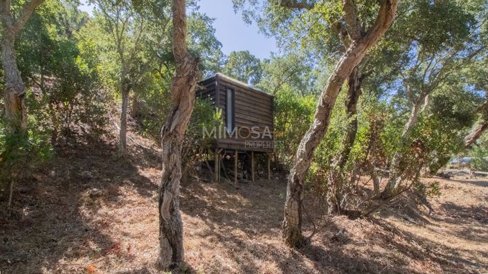 Image No.6-4 Bed Property for sale