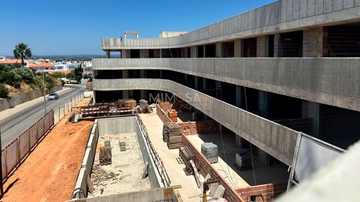 Image No.20-3 Bed Flat for sale