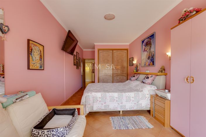 Image No.14-1 Bed Flat for sale