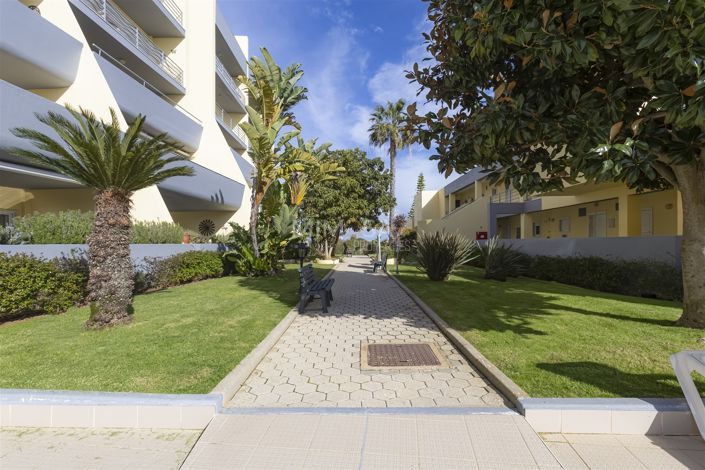 Image No.18-1 Bed Flat for sale