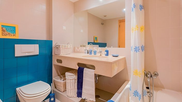 Image No.13-2 Bed Flat for sale