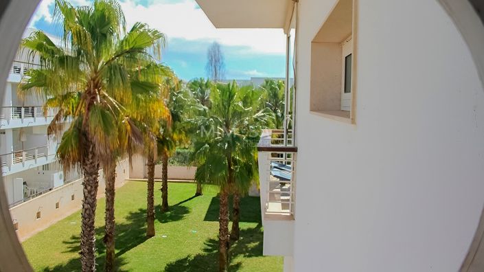 Image No.17-2 Bed Flat for sale