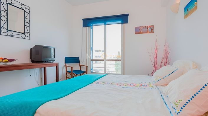 Image No.9-2 Bed Flat for sale