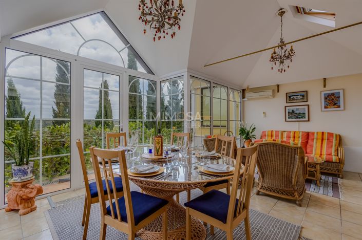 Image No.18-5 Bed House for sale