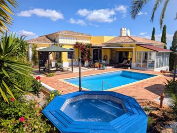 303cc26a-76cb-4d92-9673-9aeebc78955b