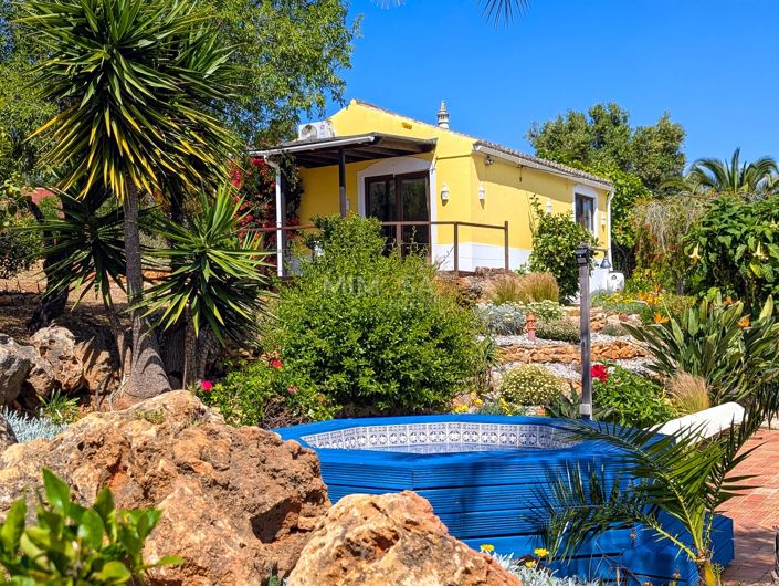 Image No.6-5 Bed House for sale