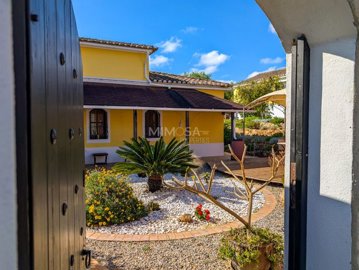 00861795-3ccc-4687-bb89-8d0c6f7f8b93