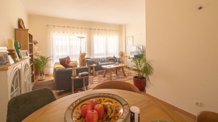 Image No.2-3 Bed Flat for sale