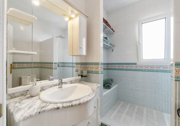 Image No.20-4 Bed Villa for sale