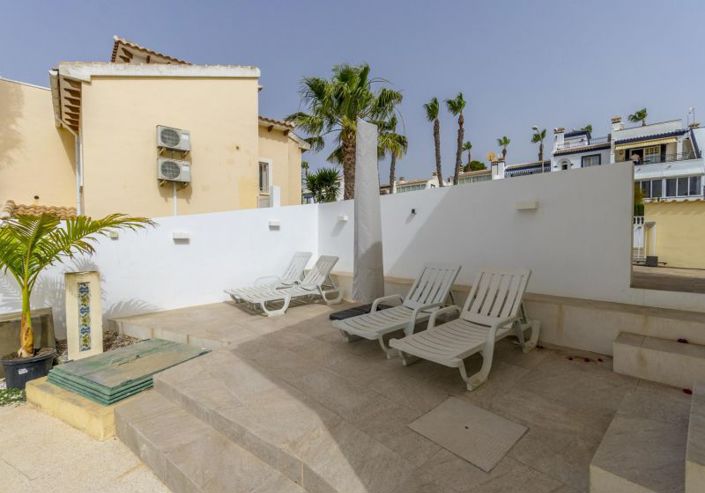 Image No.24-4 Bed Villa for sale