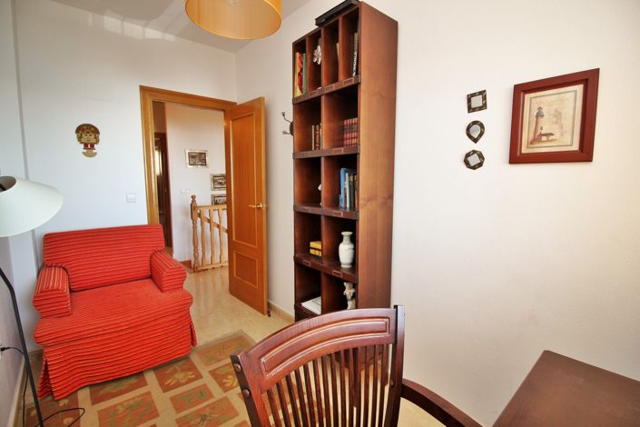 Image No.26-3 Bed Apartment for sale