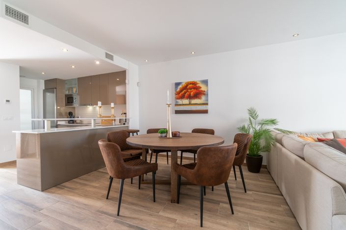 Image No.18-3 Bed Apartment for sale