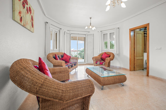 Image No.27-4 Bed Villa for sale