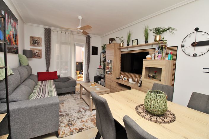 Image No.12-4 Bed Townhouse for sale