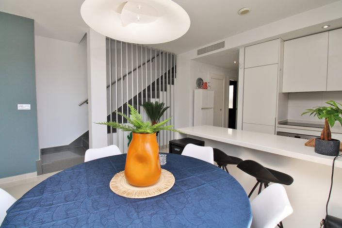 Image No.11-3 Bed Villa for sale