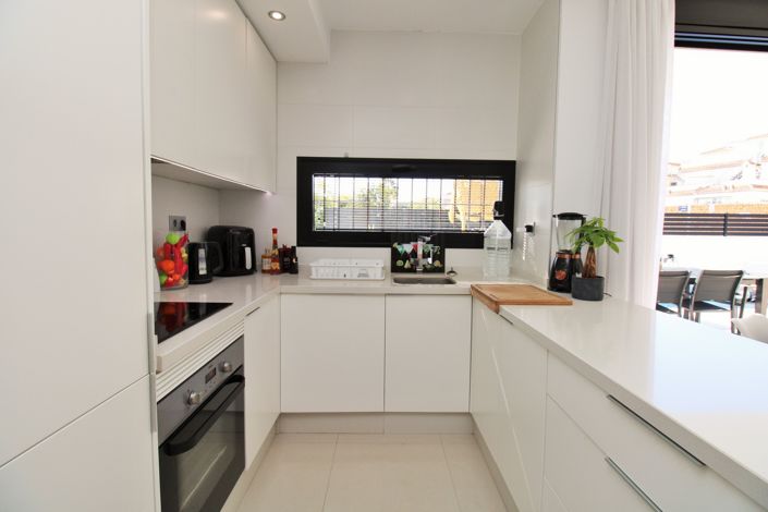 Image No.14-3 Bed Villa for sale