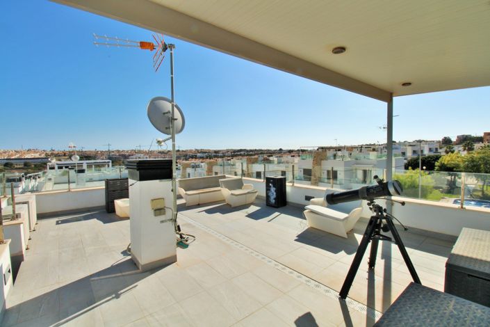 Image No.28-3 Bed Villa for sale