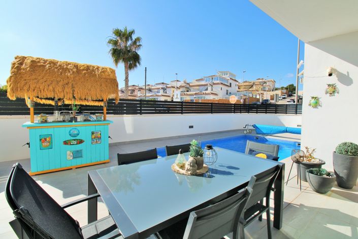 Image No.4-3 Bed Villa for sale