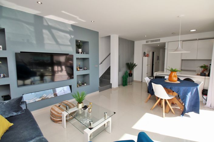 Image No.7-3 Bed Villa for sale