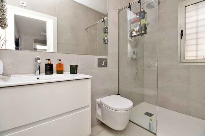 Image No.14-3 Bed Villa for sale