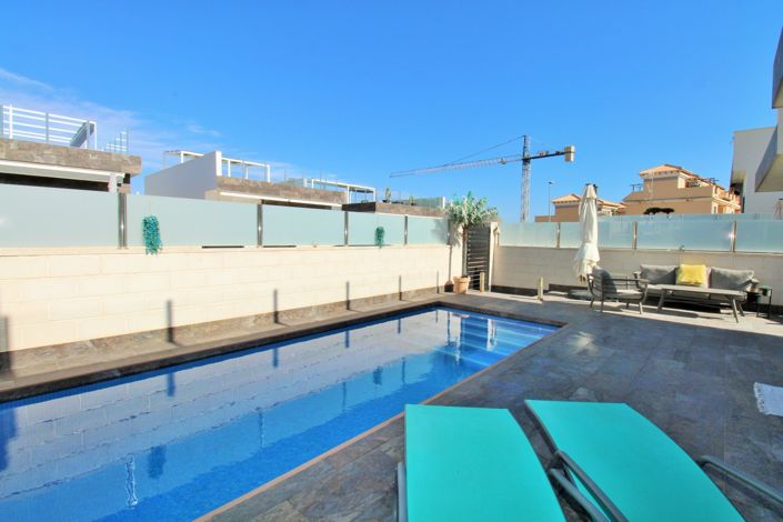 Image No.20-3 Bed Villa for sale