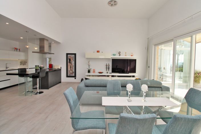 Image No.8-3 Bed Villa for sale