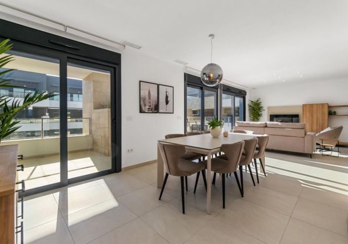 Image No.2-4 Bed Apartment for sale