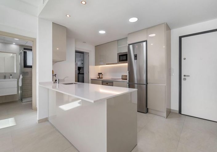 Image No.9-4 Bed Apartment for sale