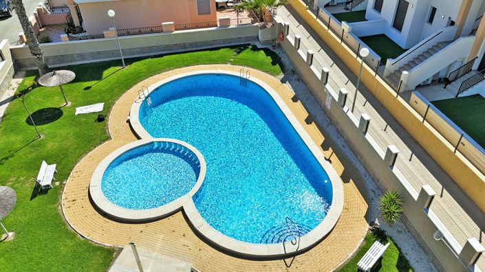 Image No.2-3 Bed Townhouse for sale