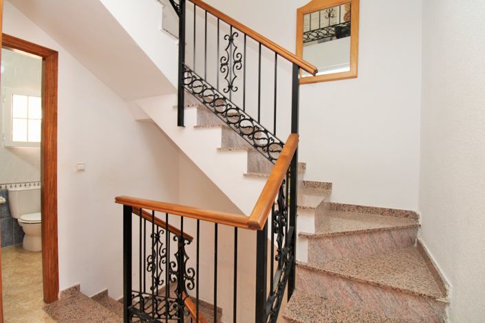 Image No.22-3 Bed Townhouse for sale