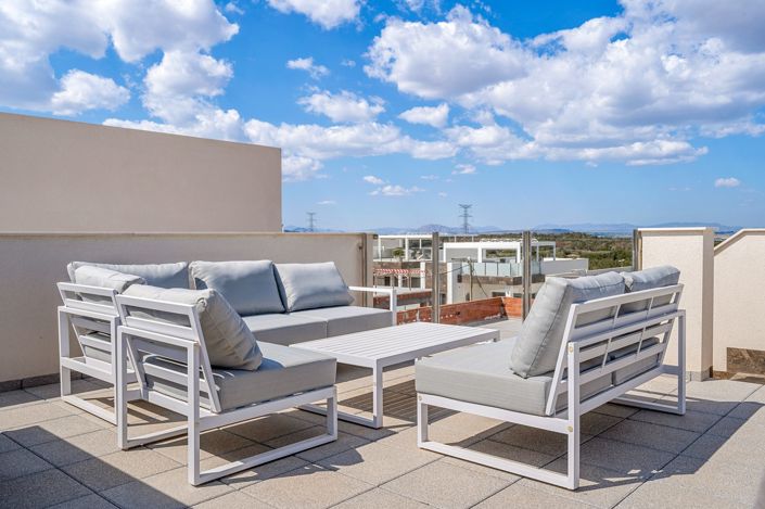 Image No.28-4 Bed Villa for sale