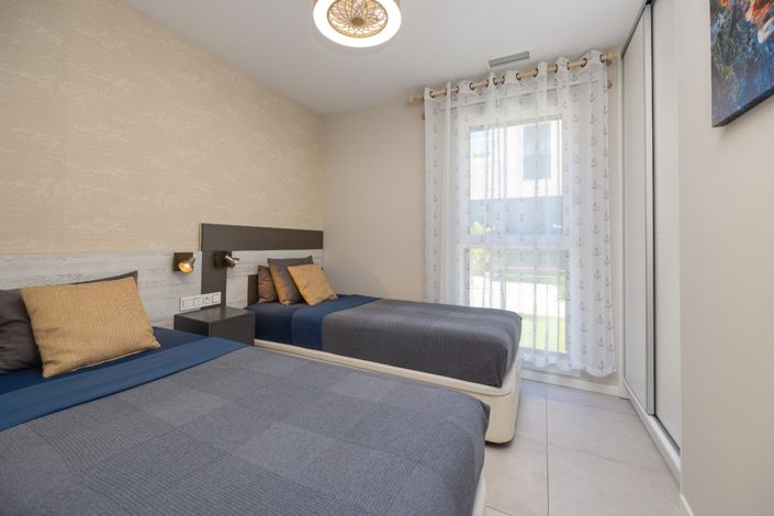 Image No.10-2 Bed Apartment for sale